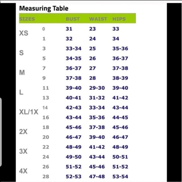 SALE!!! 🛍 Navy Floral Dress - Picture 4 of 4